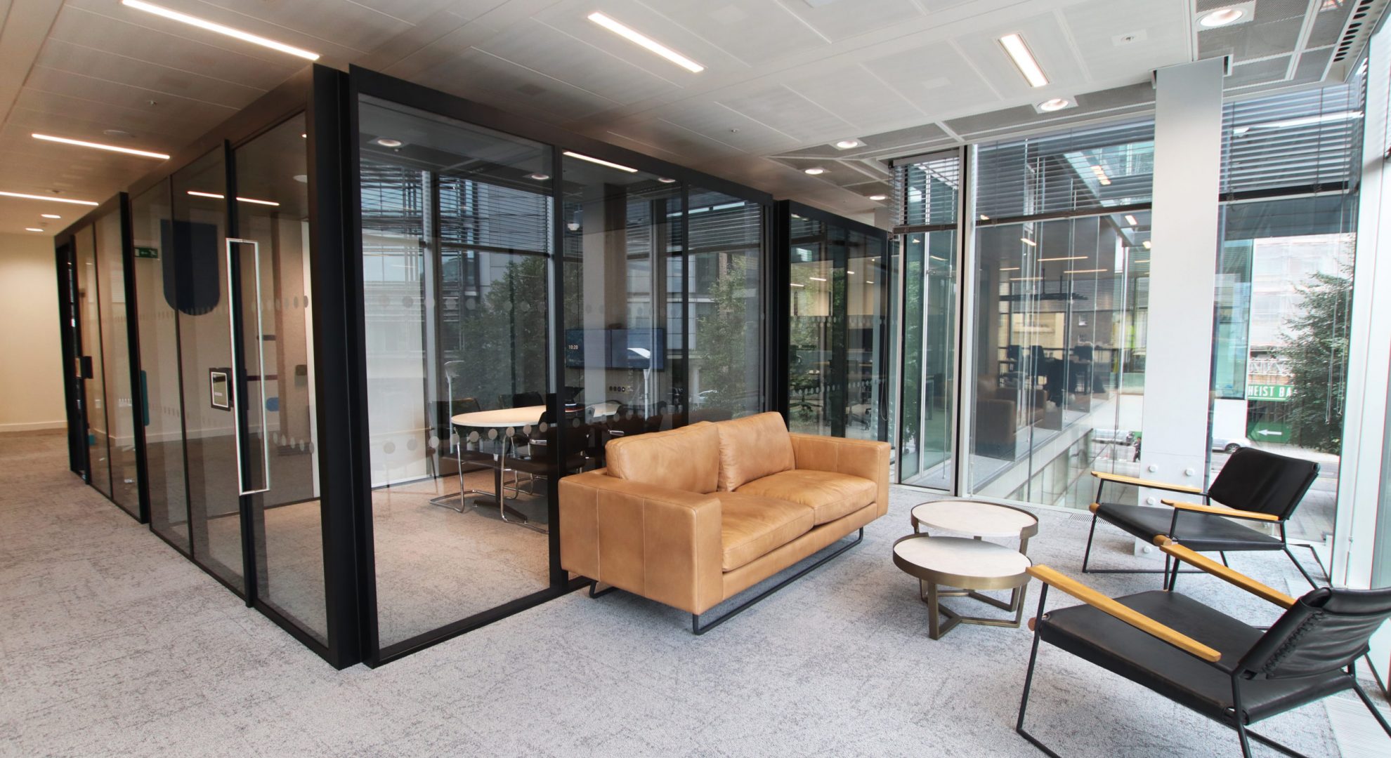 Adaptable-Meeting-Room-Optima-Beige-Sofa-scaled